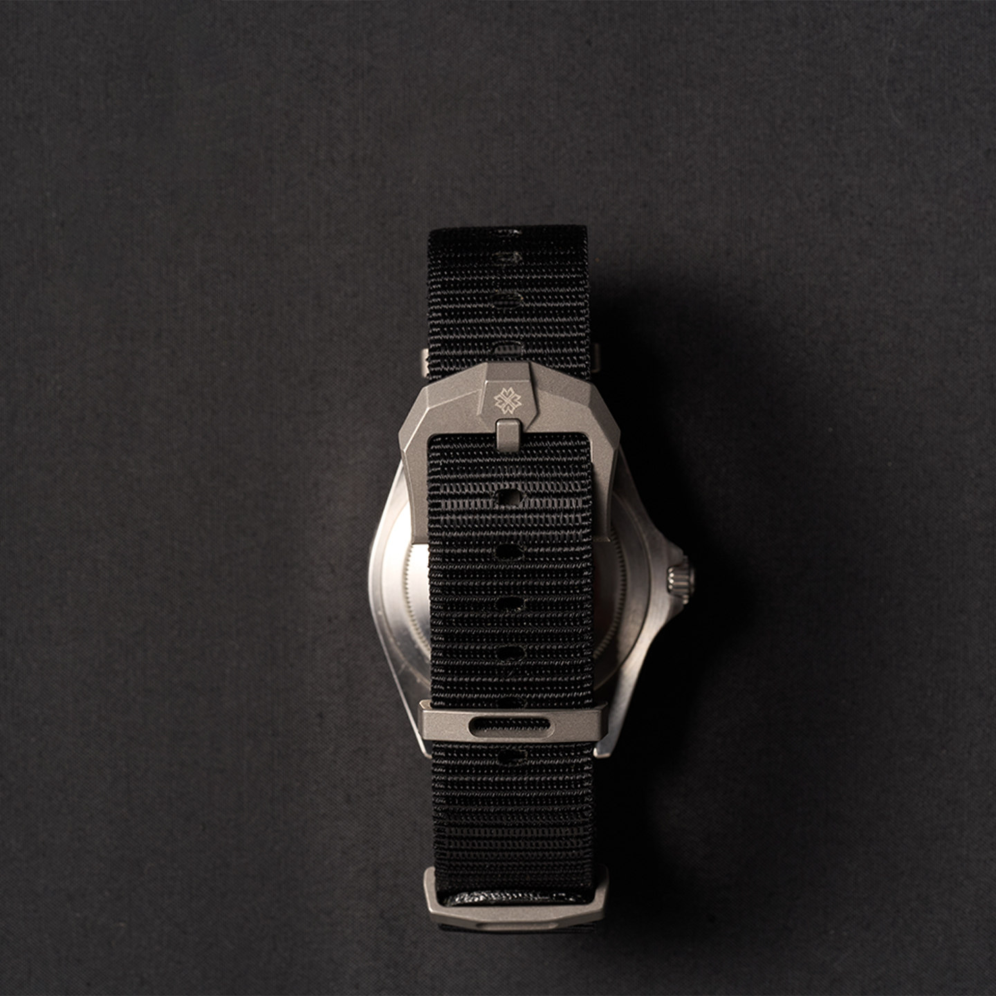 Wysokiej jakości części do zeg – Tropic Strap Vintage recenzja i cena